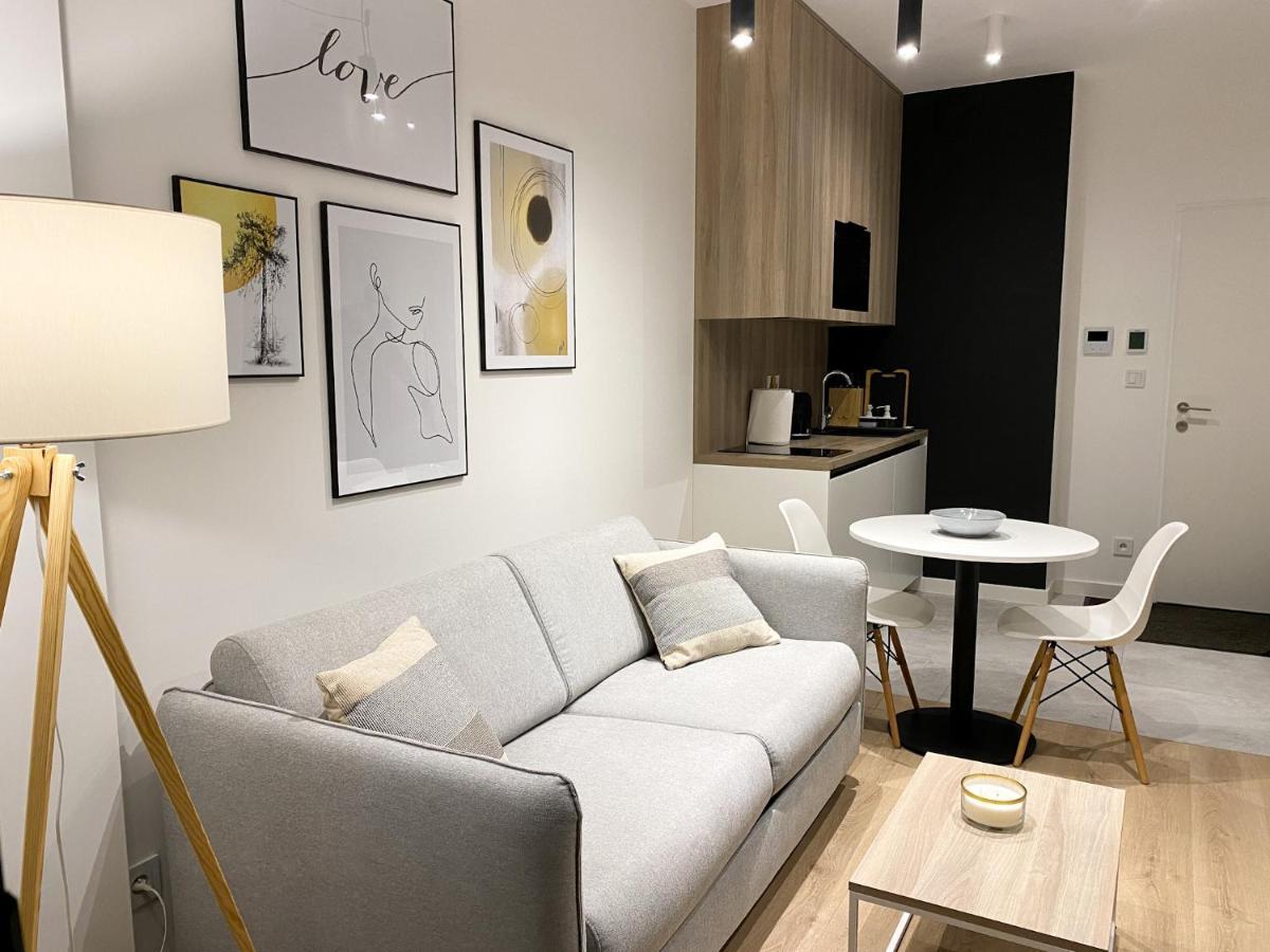 O! Shellter Apartment Luxury By Oskar โรโกโว ภายนอก รูปภาพ