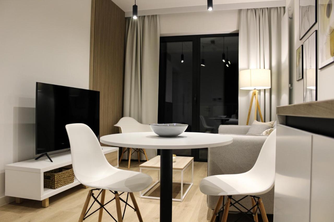 O! Shellter Apartment Luxury By Oskar โรโกโว ภายนอก รูปภาพ