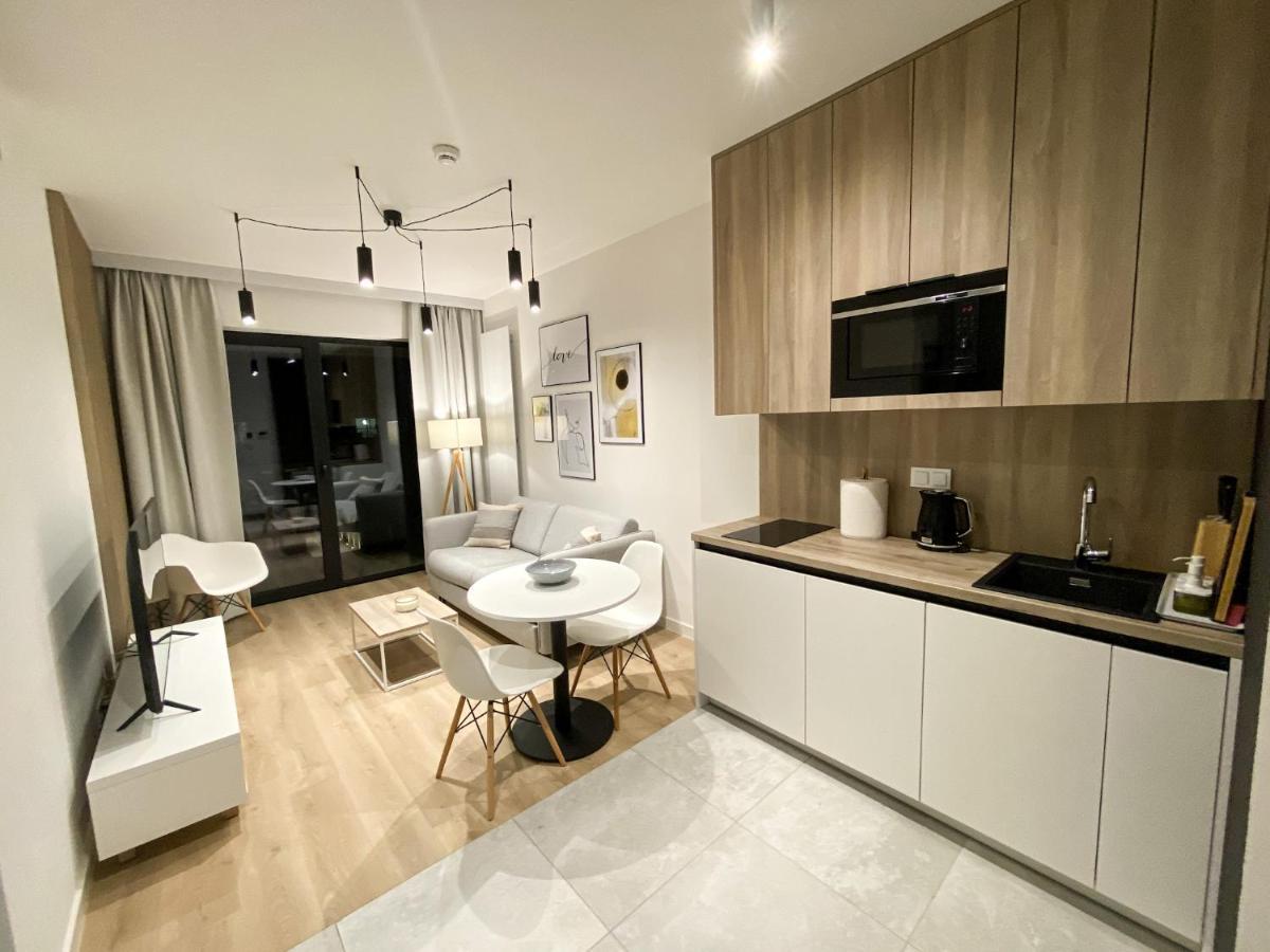 O! Shellter Apartment Luxury By Oskar โรโกโว ภายนอก รูปภาพ