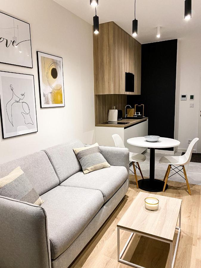 O! Shellter Apartment Luxury By Oskar โรโกโว ภายนอก รูปภาพ