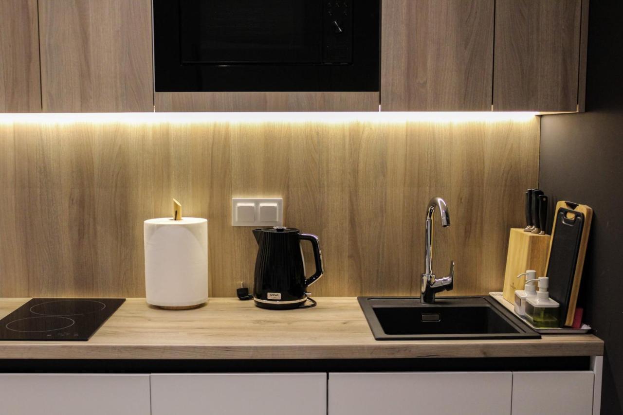 O! Shellter Apartment Luxury By Oskar โรโกโว ภายนอก รูปภาพ