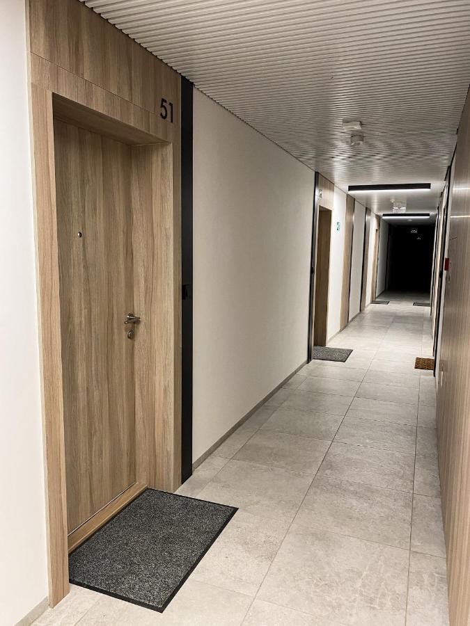 O! Shellter Apartment Luxury By Oskar โรโกโว ภายนอก รูปภาพ